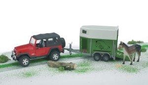 Machetă JEEP + remorcă transport cal