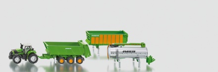 Traktor cu 3 remorci