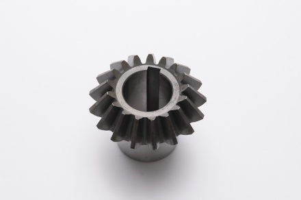 Pinion conic
